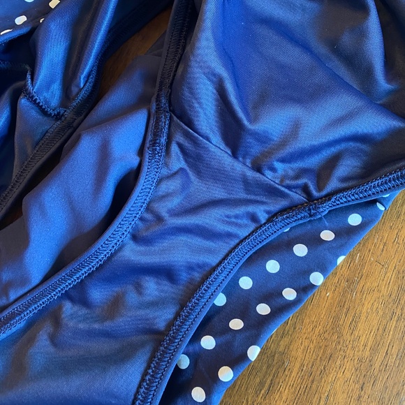 Lands End tankini set size 10 - Picture 9 of 12